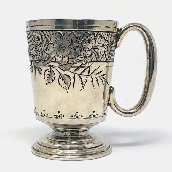 Antique Walker & Hall Sheffield England Silver Plate Mug - Picture 1 of 8